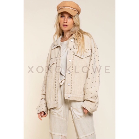 POL Oatmeal Beige Studded Corduroy Trucker Jacket Relaxed Fit - Picture 5 of 14